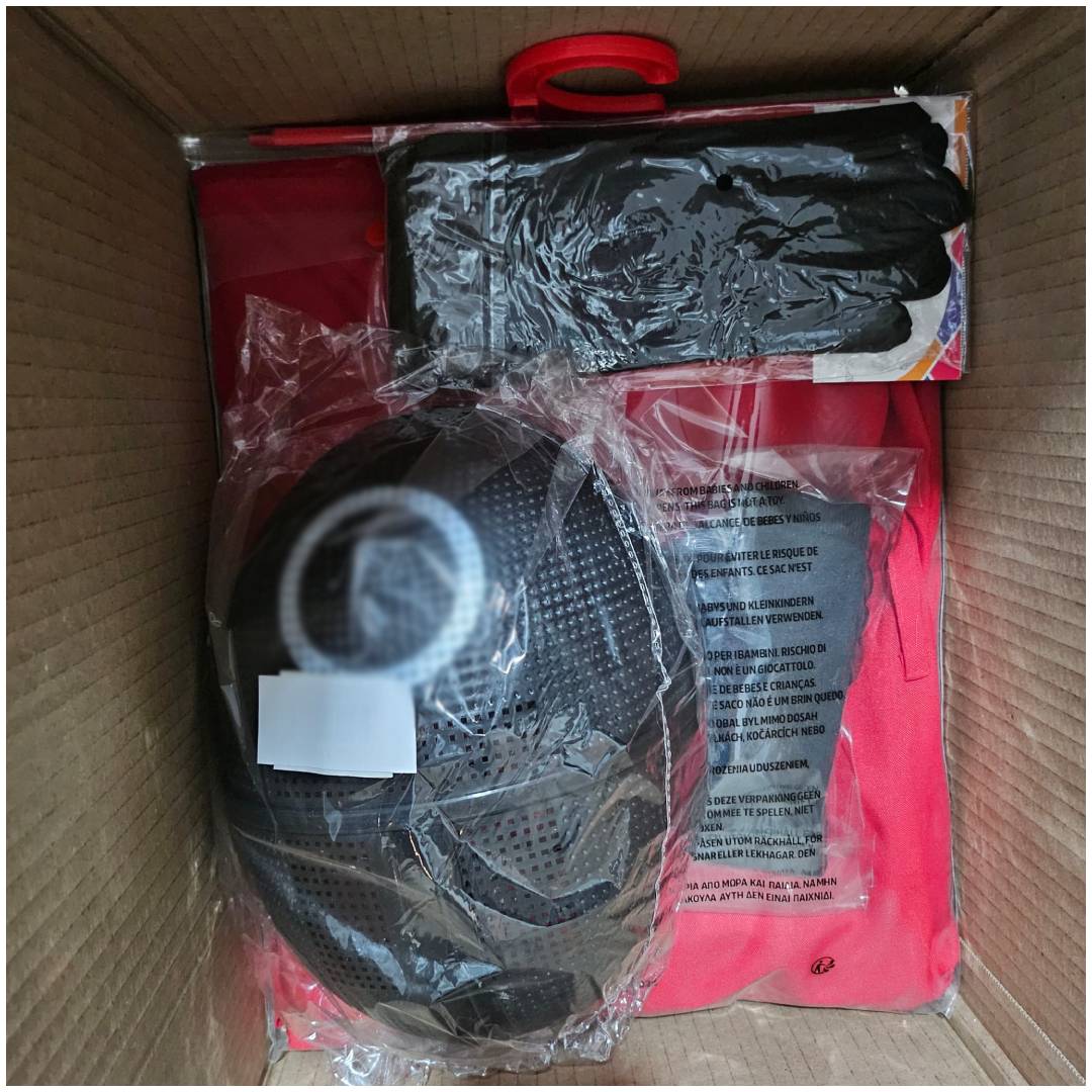 Disfraz Guardián Rojo Infantil - Mono con Capucha y Máscara circular | Carnaval y Fiestas | Talla 5-13 años