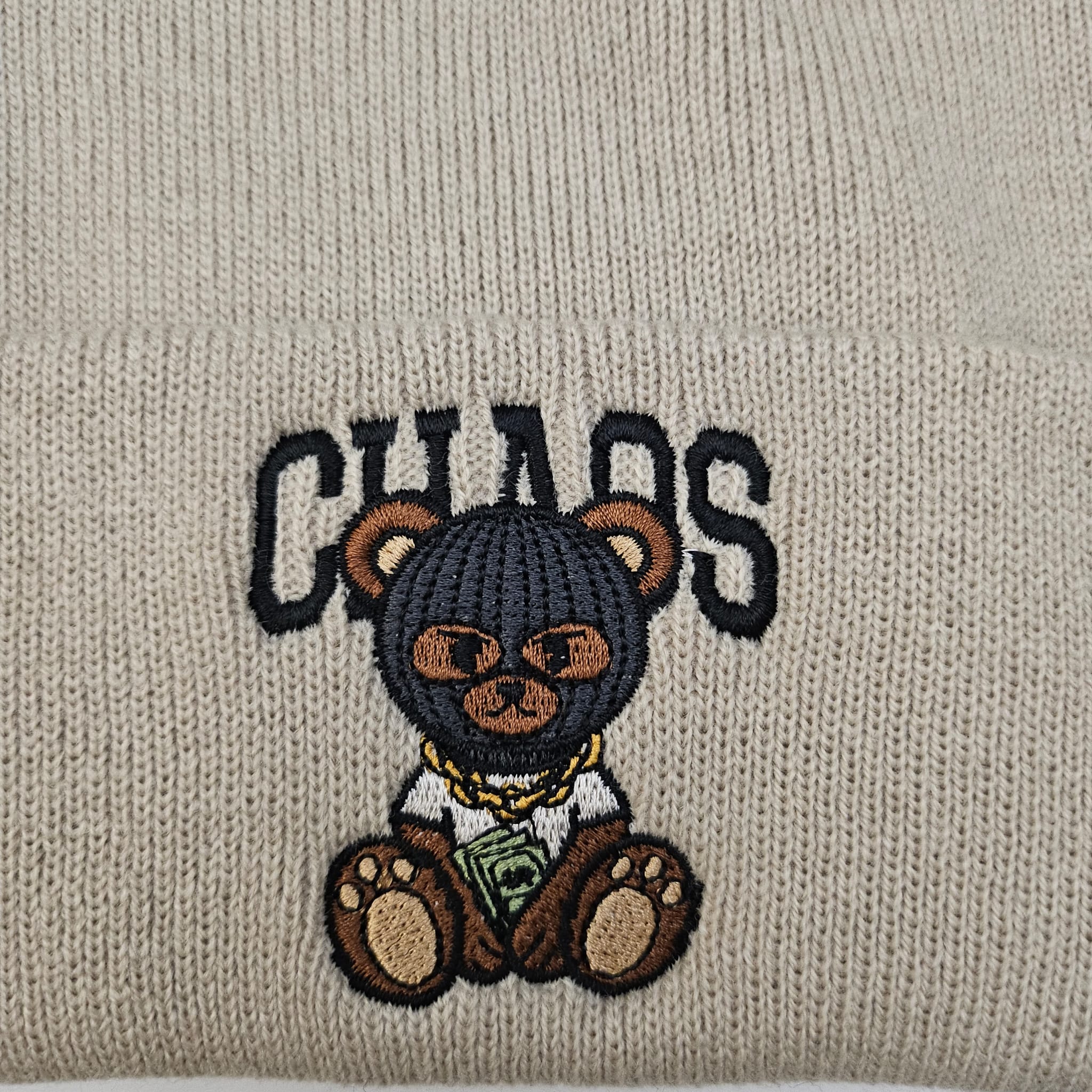 Pack Duo "Chaos Bear" Beanie – El Gorro de Pareja Definitivo – Street Style Beige.