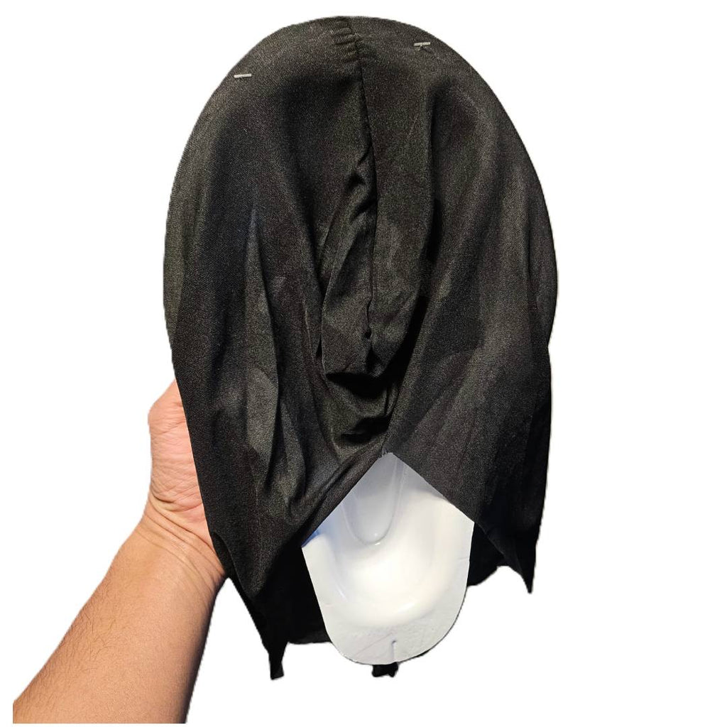 Disfraz de Asesino de Película de Terror para Adulto - Kit Completo con Túnica Negra, Máscara con Capucha, Guantes y Cuchillo Sangriento - Tallas S a XL para Halloween, Carnaval y Eventos de Miedo